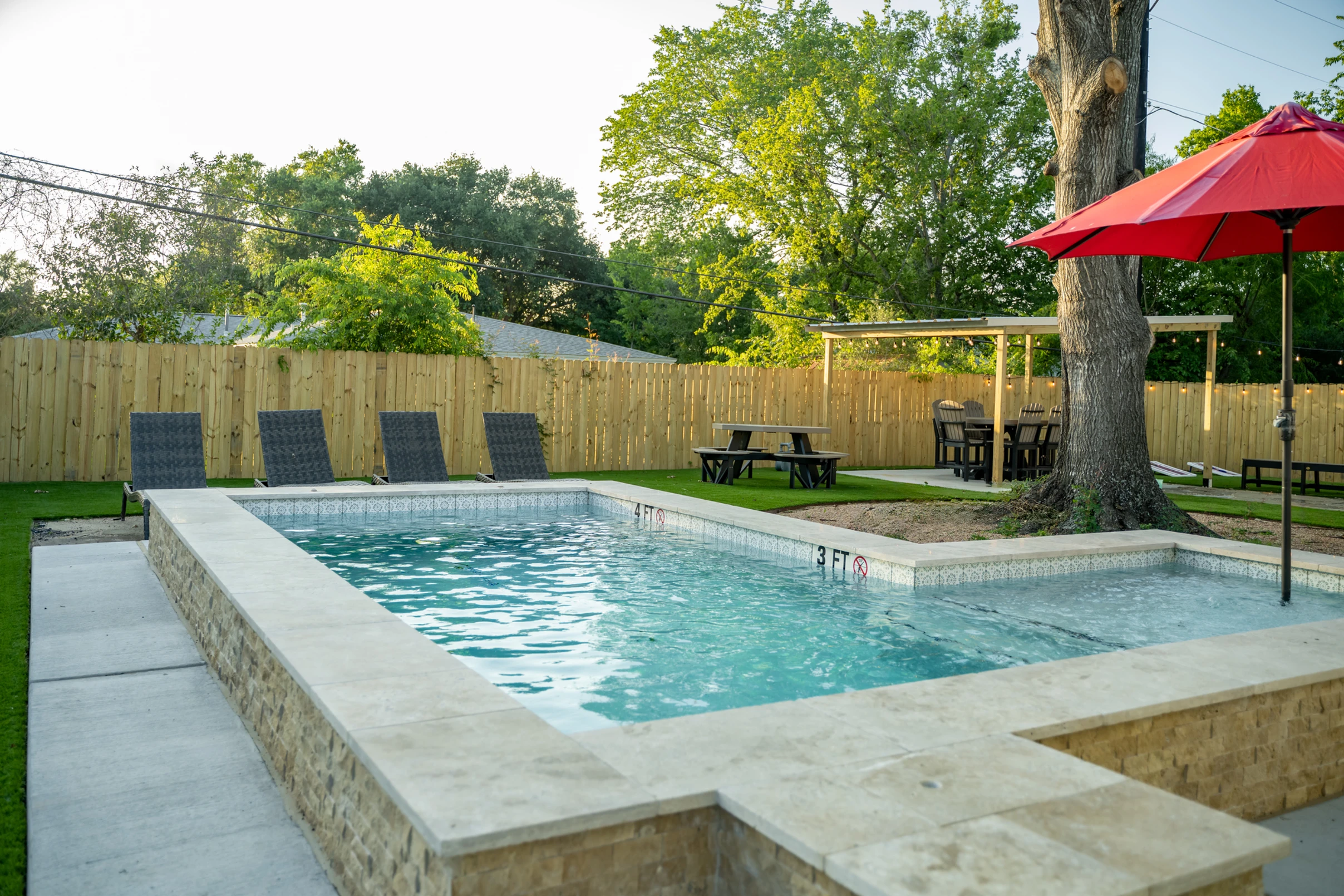 10 Ways Booking Directly with ManageWay Saves You Big on Your Aggieland Game Day Destinations